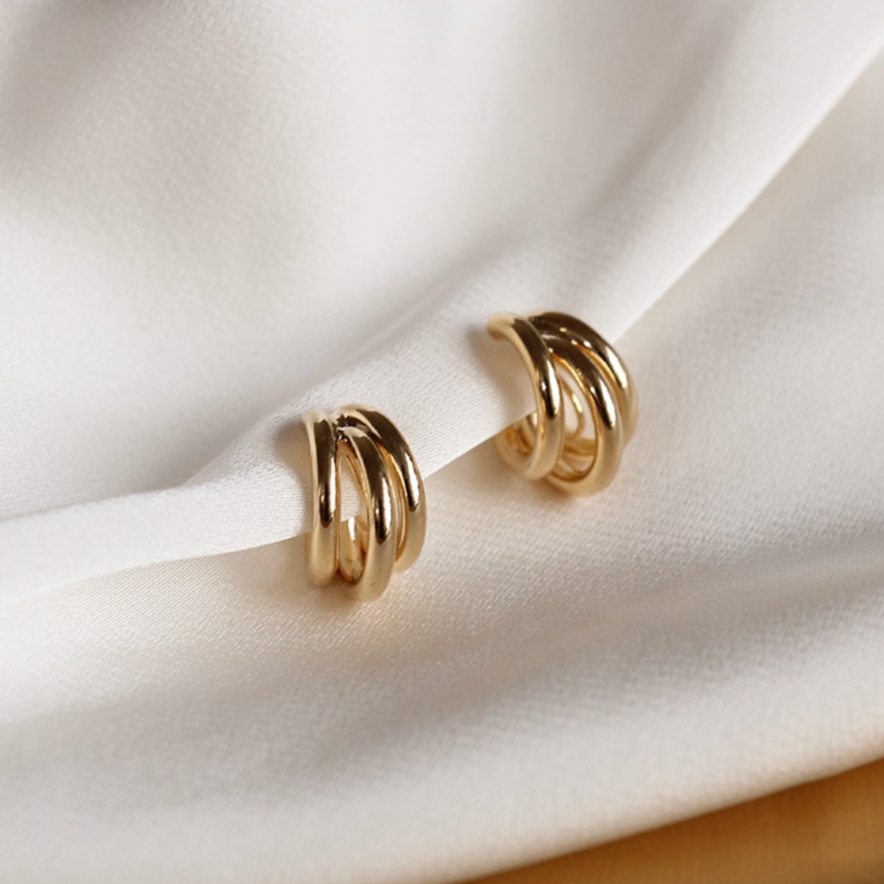 3連 ドロップ型 ミニマム イヤリング・ピアス 00031・画像2