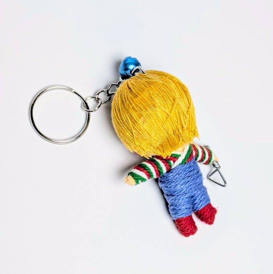 【 CHUCKY ( チャッキー ) 「チャイルドプレイ」 】 ver.2 / Voodoo doll KeyHolder / ブードゥー人形 / 身代わり人形 /お守り人形  〚アメリカン雑貨 アメトイ〛