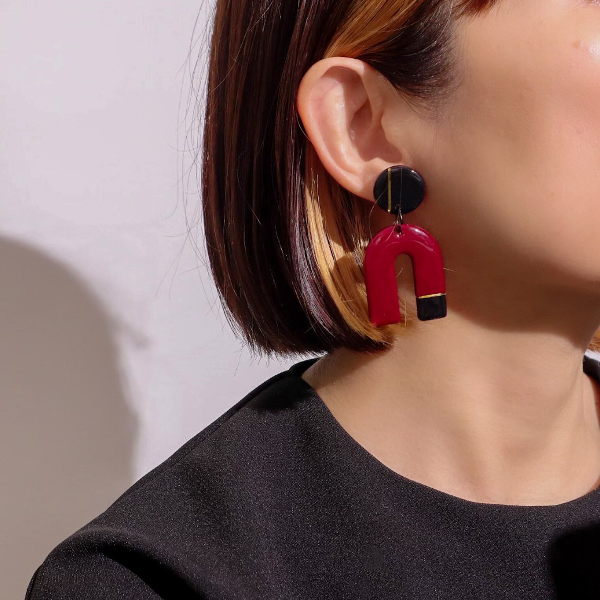 買蔵 再販39 秋 フリンジ ボルドー ピアス イヤリング タッセル