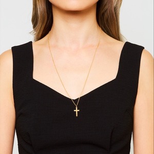 Amelia cross necklace 60