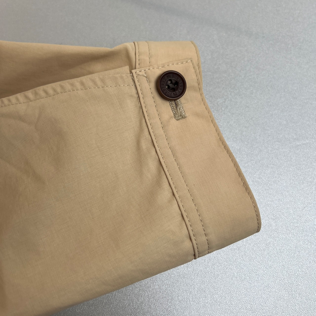 【最終処分SALE】BURBERRY ナイロン ジャケット SIZE L ベージュ A-11341
