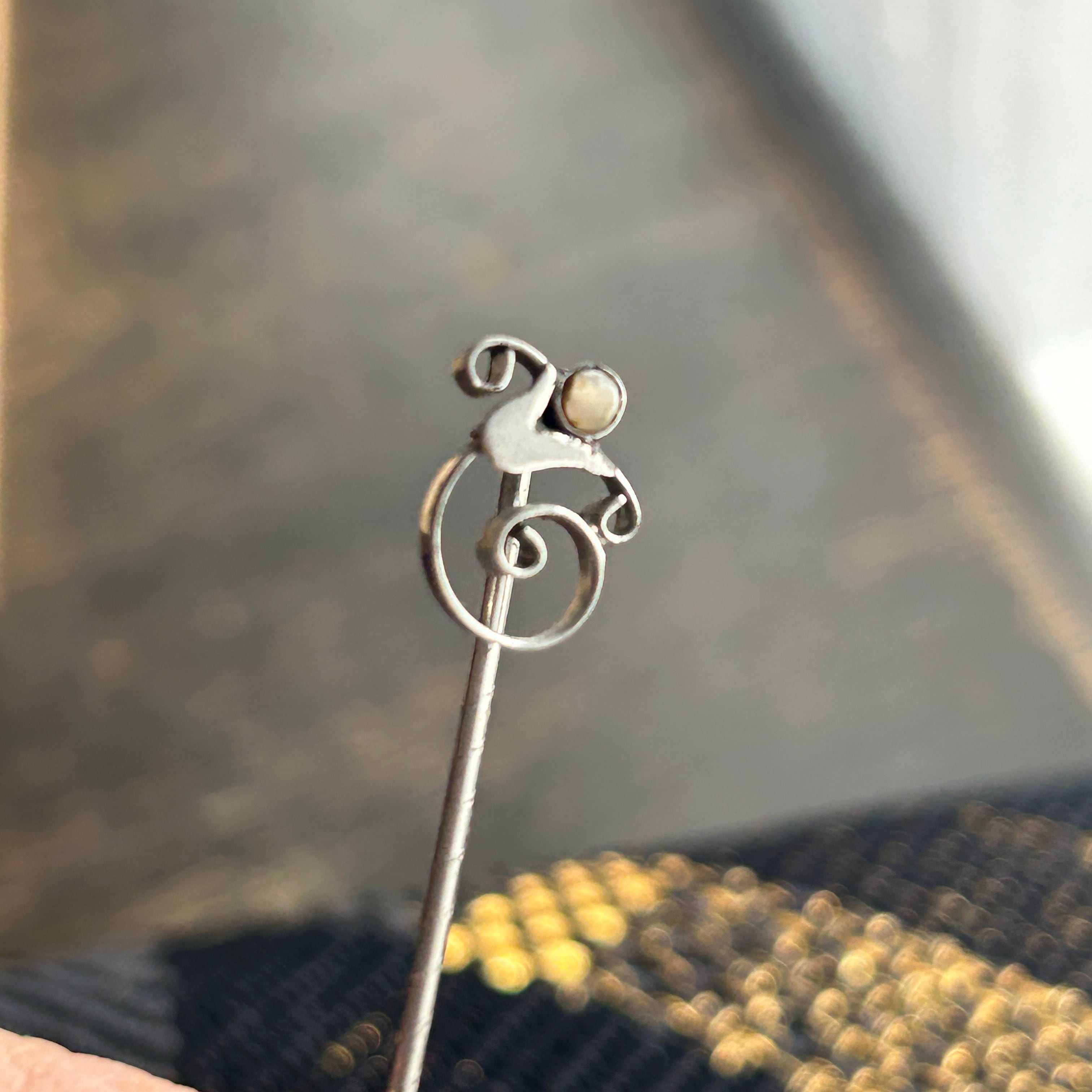 アンティーク　ヌーボーデザイン　花の帯留めとピン