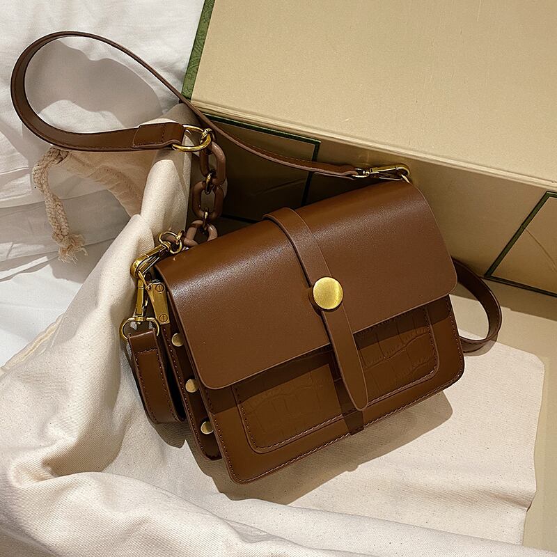 スタイルウィンターレッド 冬物 スクウェア メッセンジャーバッグ 手作りハンドバック22329622896