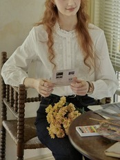 Ancienne Embroidery Frill Blouse F0825