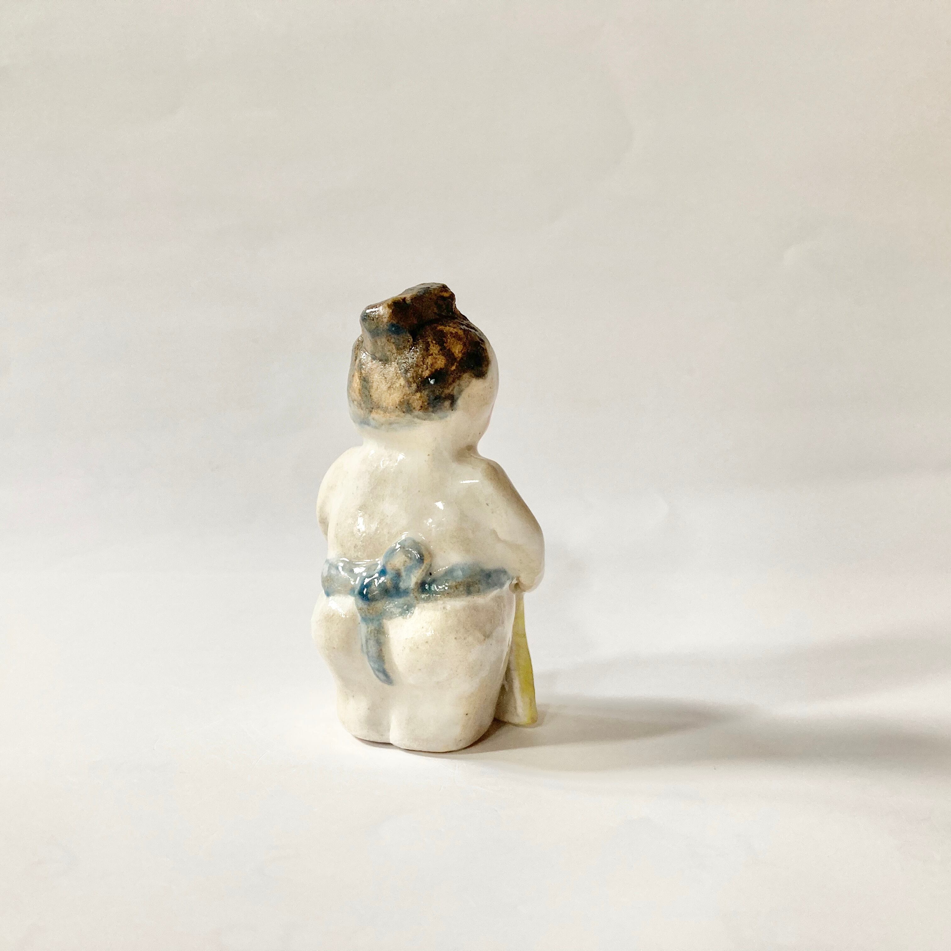 おすもうさん化粧廻しの置き物 / すずきたまみ / 陶芸作品