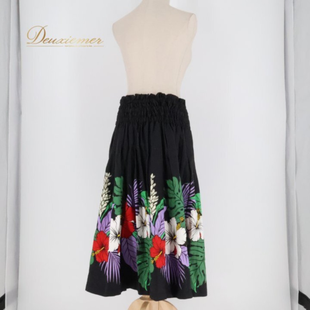 フラダンス 衣装 パウスカート ブラック系 ハイビスカス柄 モンステラ柄 シングル シンプル 華やか 鮮やか エレガント 黒 白 赤 紫 緑 ダンス衣装 ハワイアンダンス レディース ハワイアン アロハ ハワイアンプリント フラ ダンス レッスン 練習