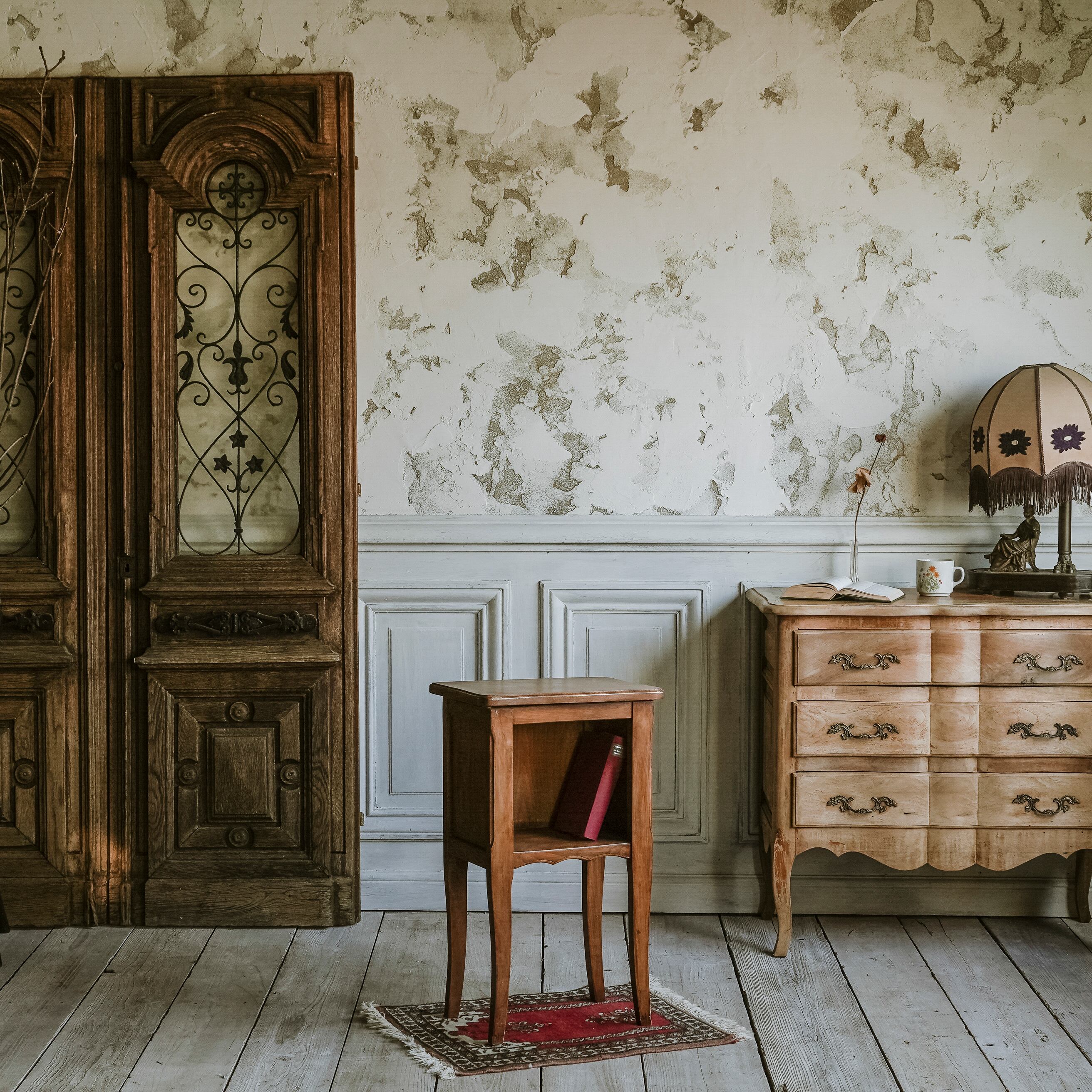 サイドチェスト/サイドテーブル/オープンシェルフ/ディスプレイ/空間装飾/アンティーク