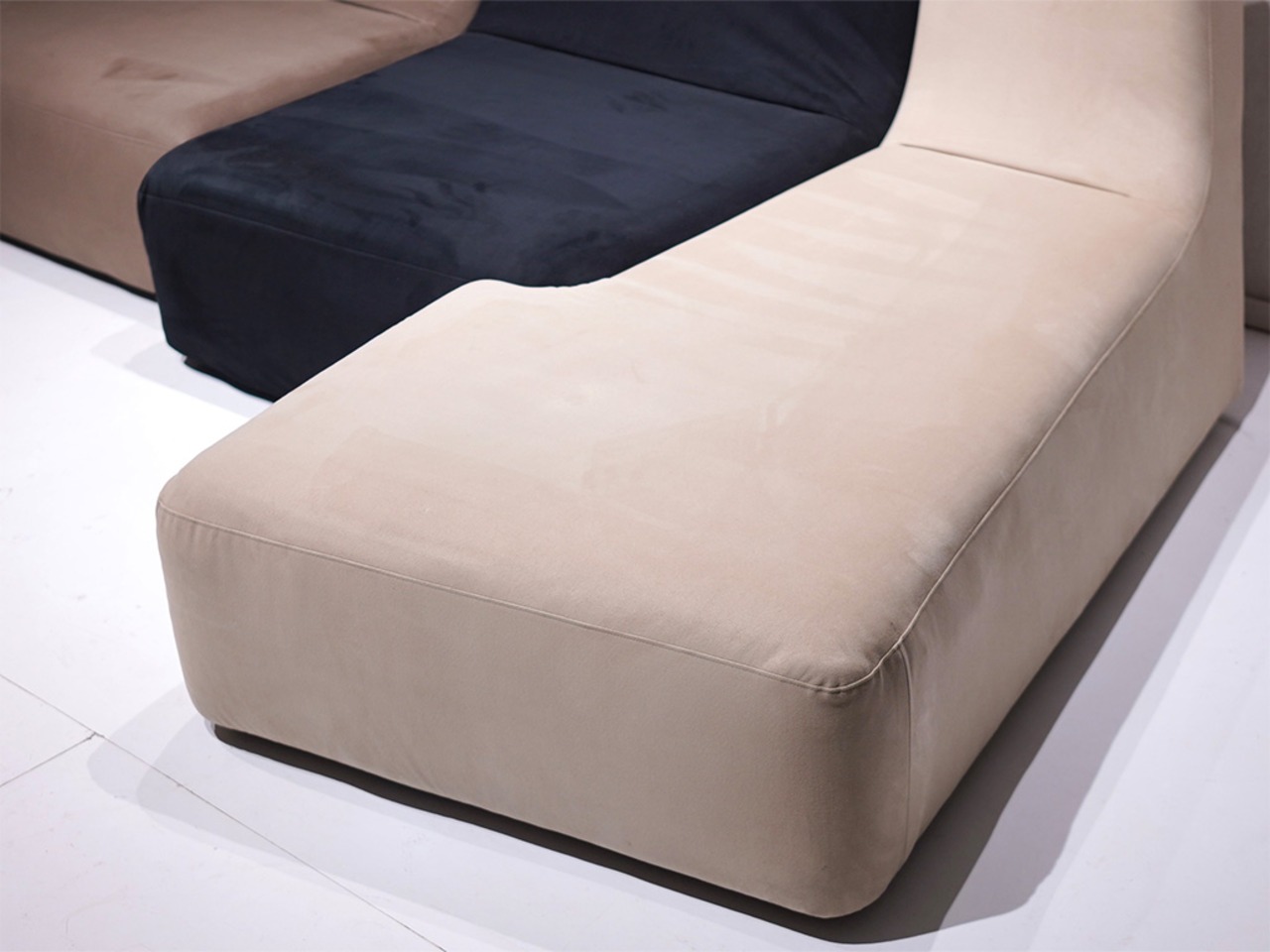ligne roset ROSETConfluences / デザイン賞名作 Philippe Nigro デザイナーズ ソファ リーンロゼ ロゼコンフルアンス 3Pソファ モダン