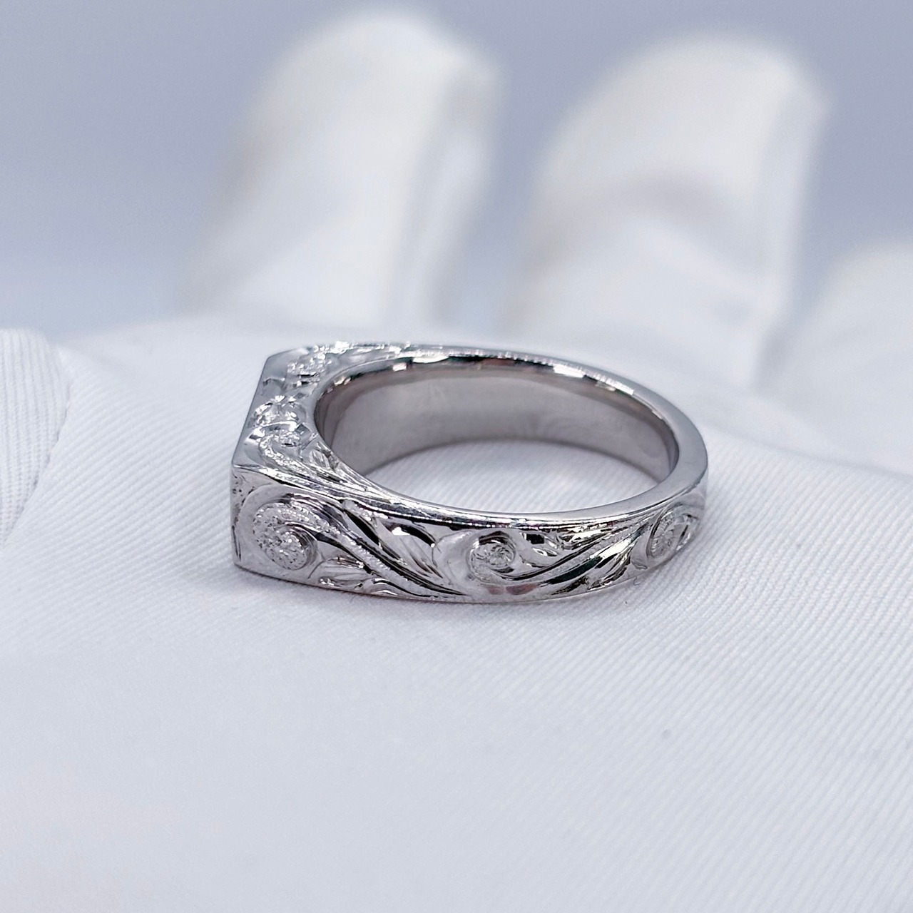 【受注販売】Engraved Signet Ring - Silver -