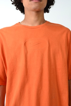 00s NIKE Embossed logo T-shirt