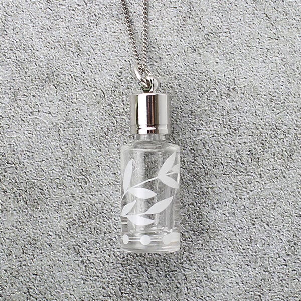 香るペンダント【コラム・ホワイトリーフ】｜アロマペンダント｜香水