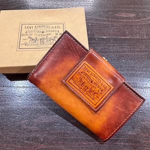 DEAD STOCK LEVI'S LEATHER WALLET