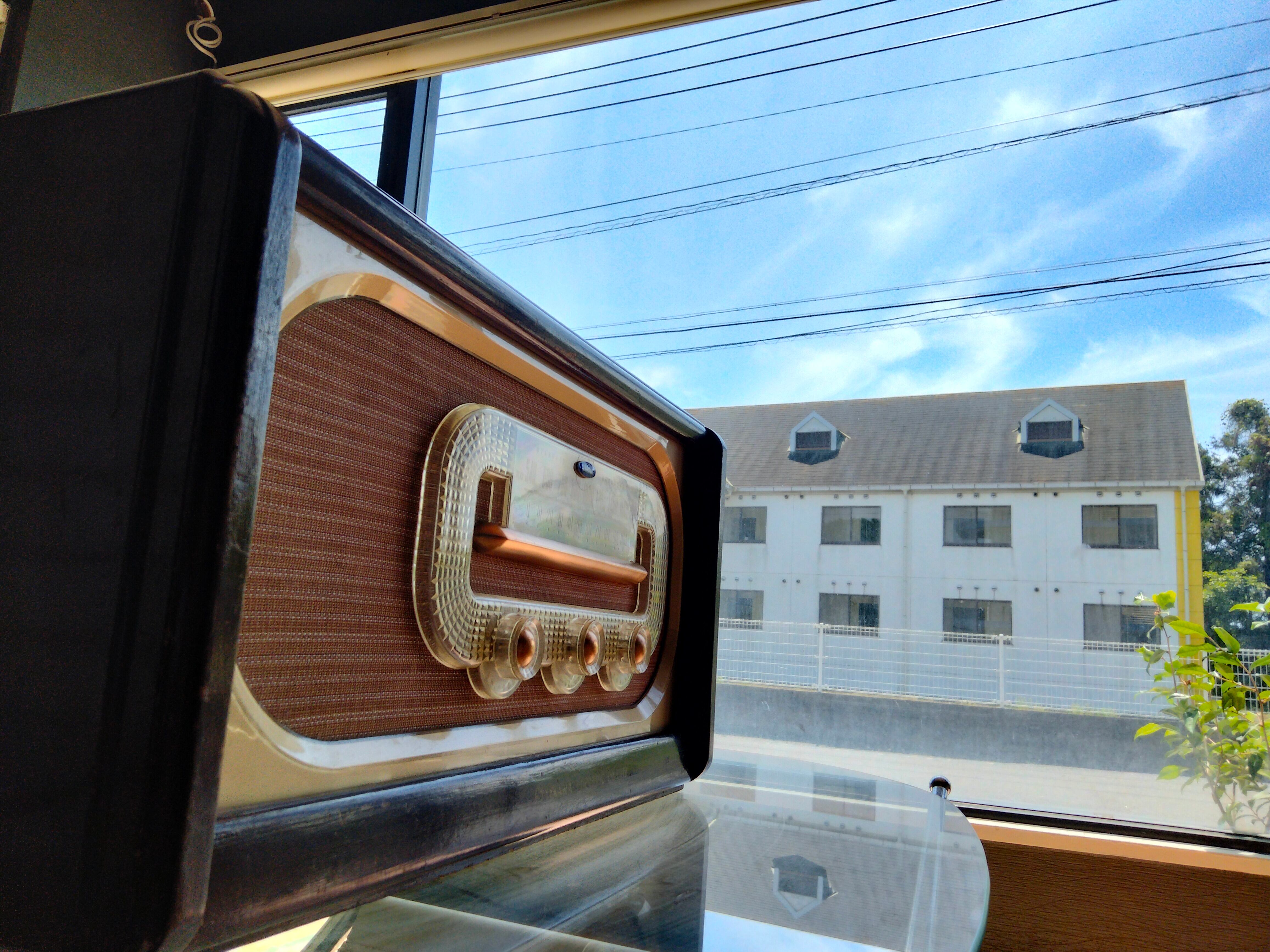 5球スーパー真空管ラジオ 懐かしい音で、AMラジオが聞けます