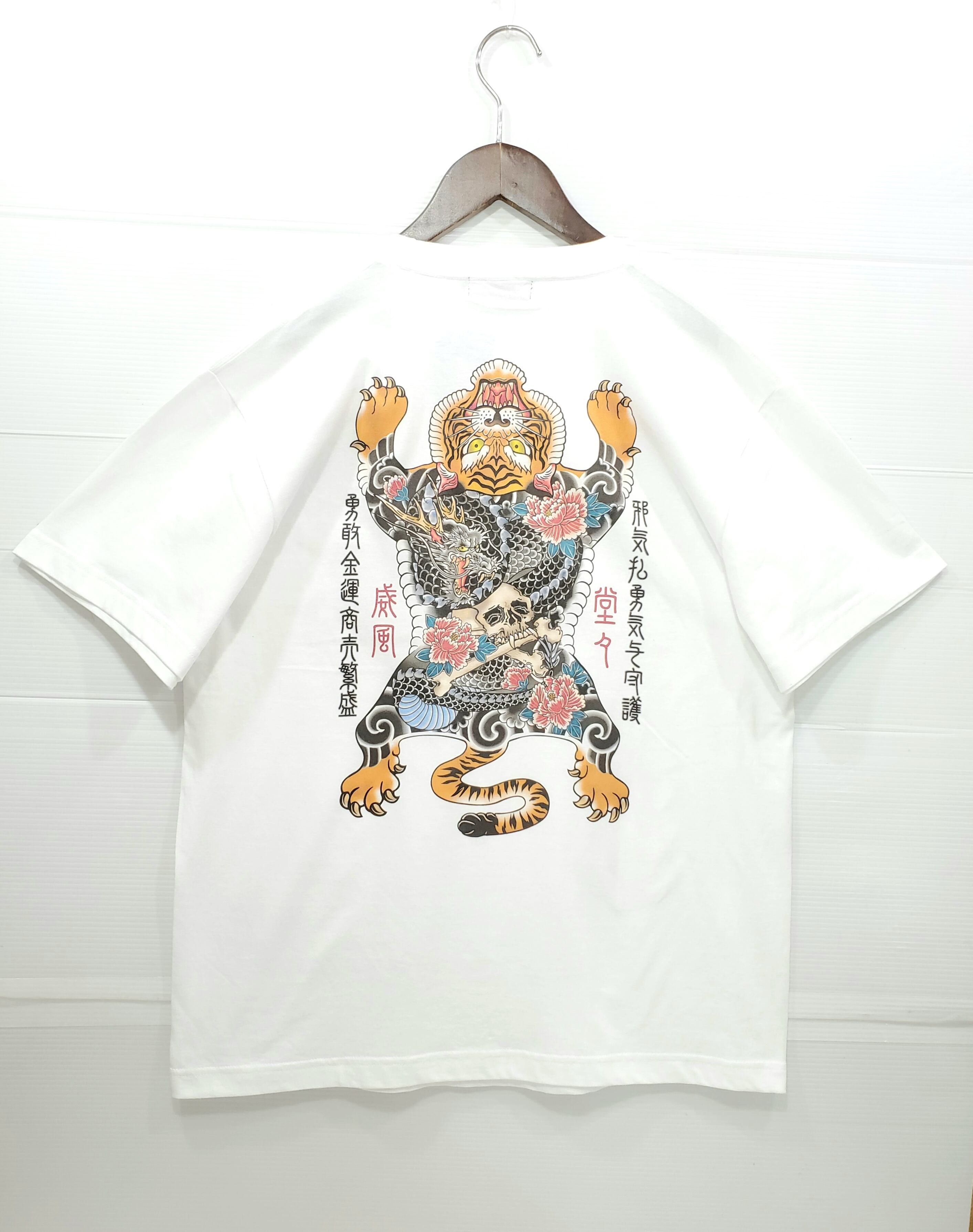 CHIGIRI チベタンタイガーTee(ホワイト)