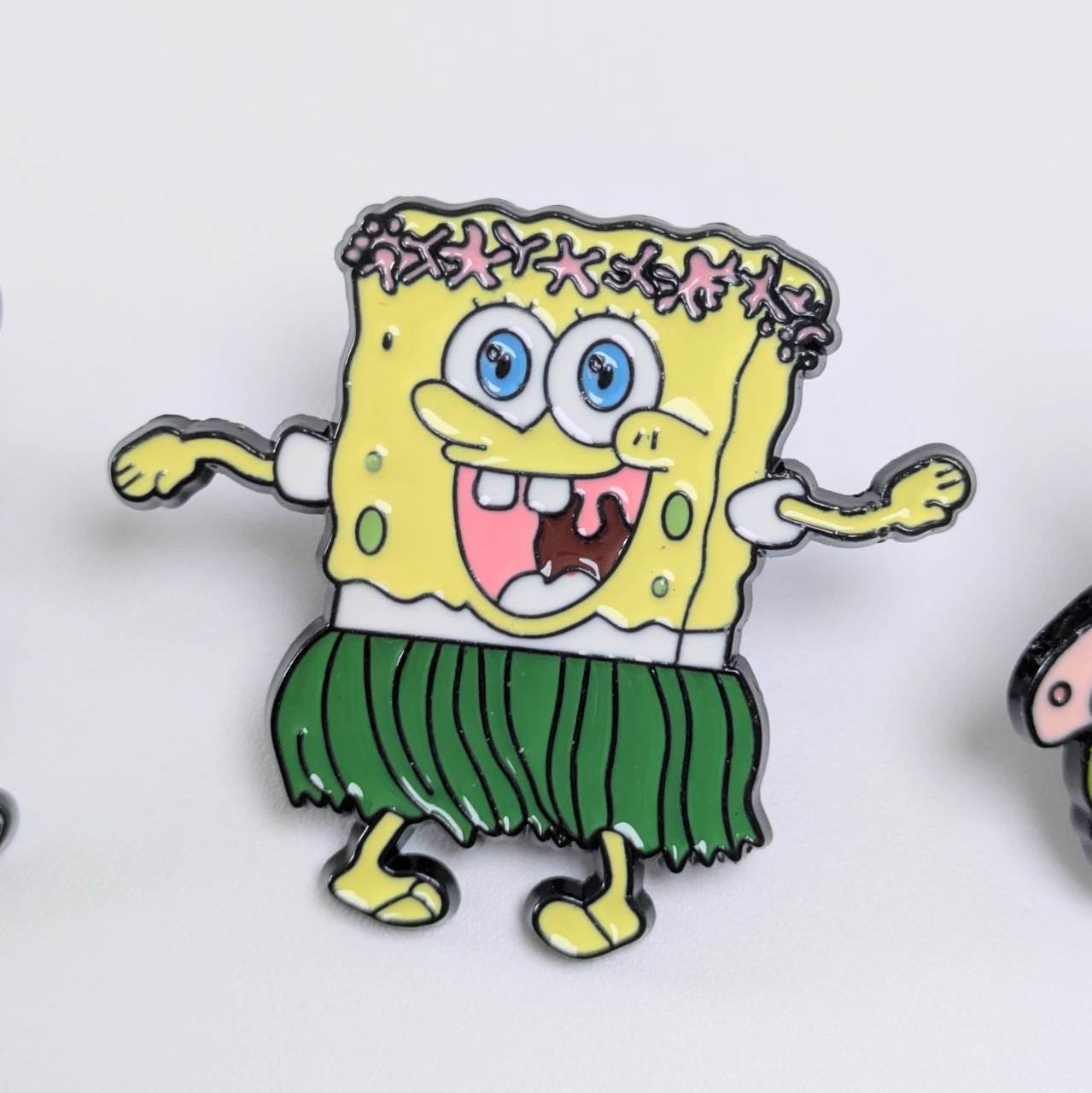 送料無料！ ★ピンズ PINS★ピンバッジ 【 SpongeBob SquarePants（ スポンジボブ ）】スポンジボブフラダンス〚アメリカン雑貨 アメトイ〛