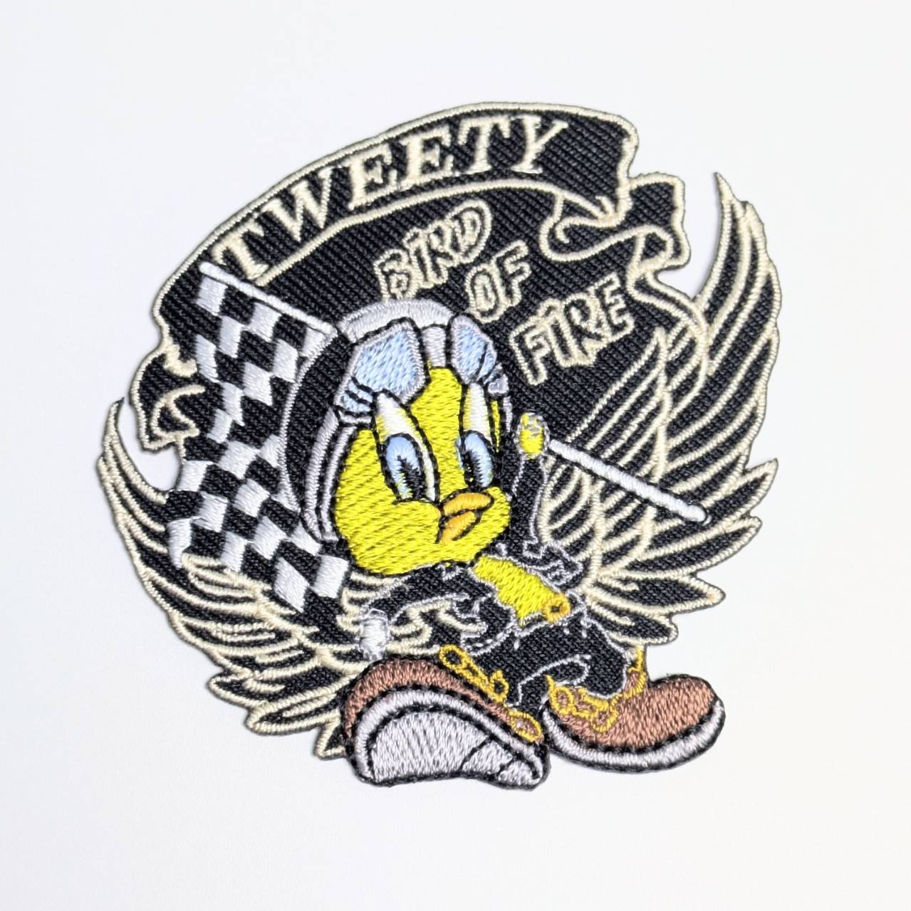 再入荷！送料無料！ ★刺繍アイロンワッペン★【トゥイーティー（Tweety Bird）】 E253〚アメリカン雑貨 アメトイ〛