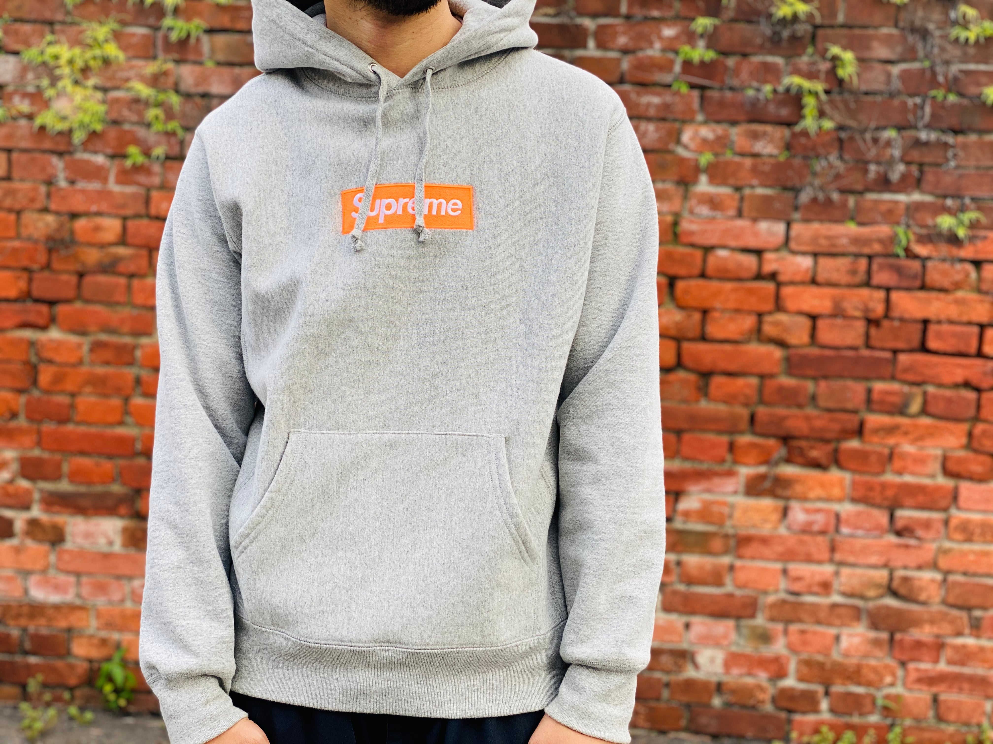 メンズSupreme box logo hooded sweatshirt 17AW - パーカー