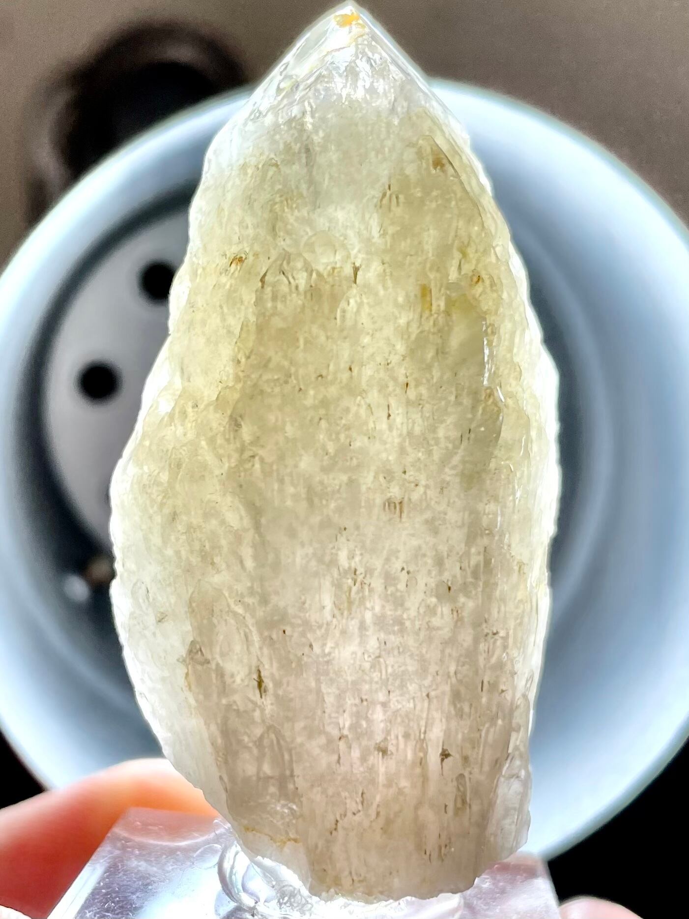 17) 秋田県産カテドラルクオーツ(アメジスト入り)