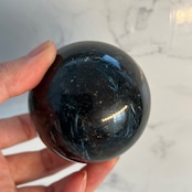 アルベゾナイト(アルベゾン閃石)*スフィア*丸玉*天然石インテリア*パワーストーン*置き物