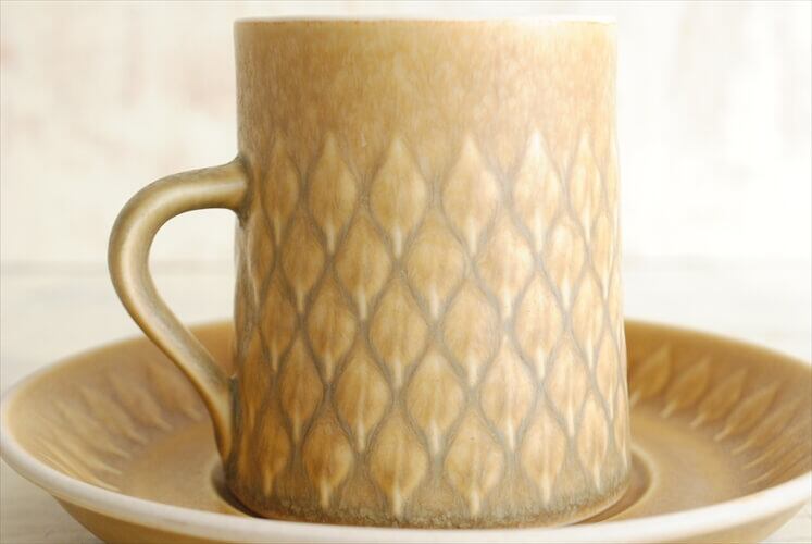 デンマーク製 クイストゴー レリーフ カップ&ソーサー Kronjden J.H.