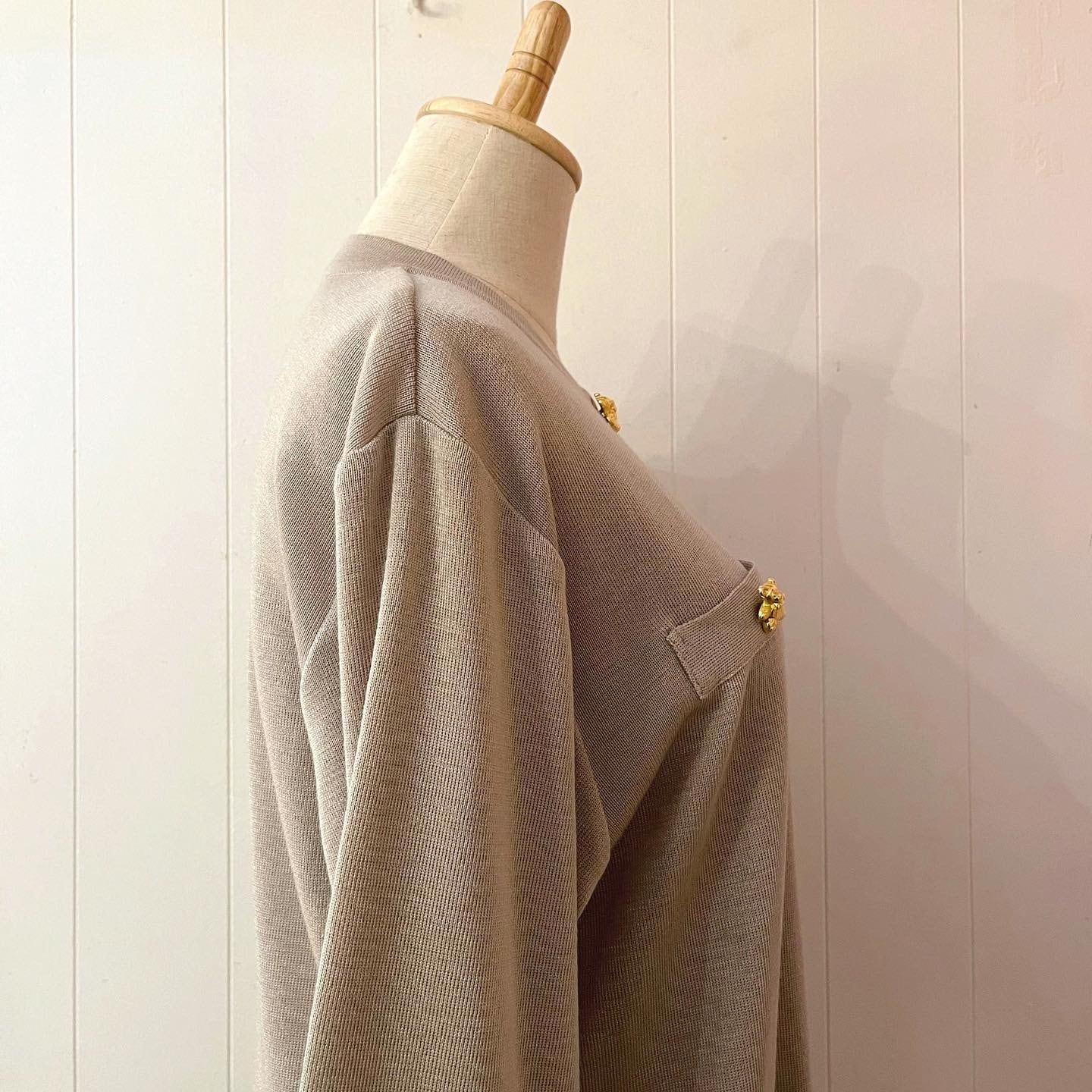 gold bear button long cardigan