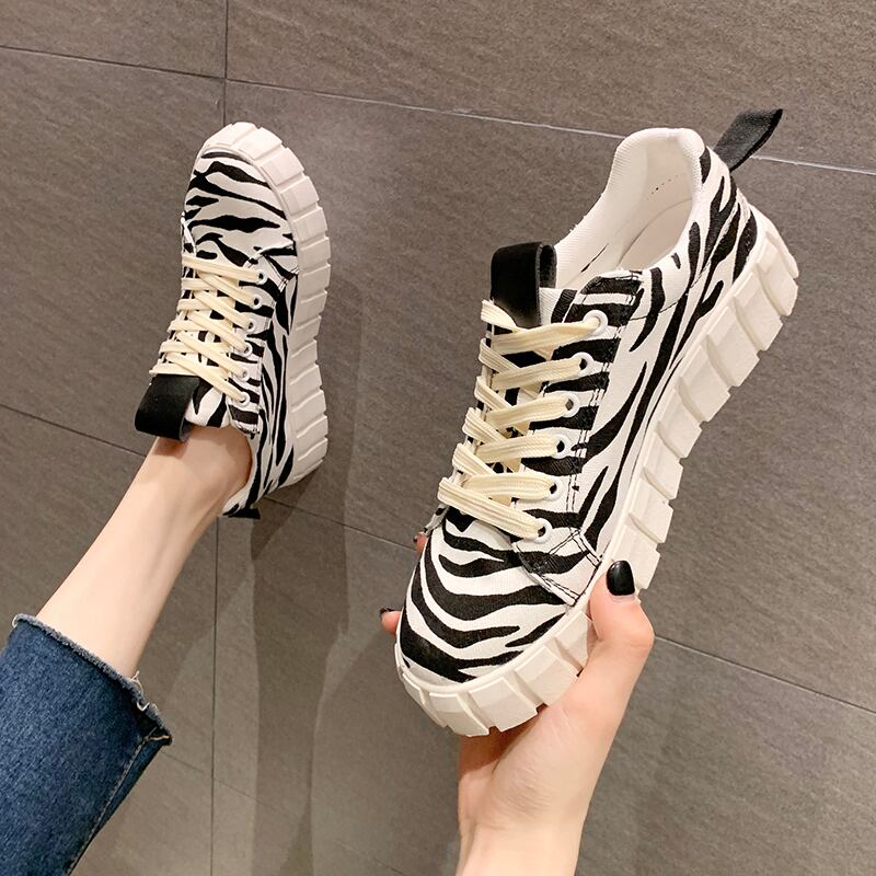 スプリングオータムサマーホワイト 靴 シューズ ストリート 春物 夏物 秋物 部族の婦人靴39037033855