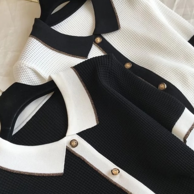 ゴールドボタン襟付きカーディガン　21913