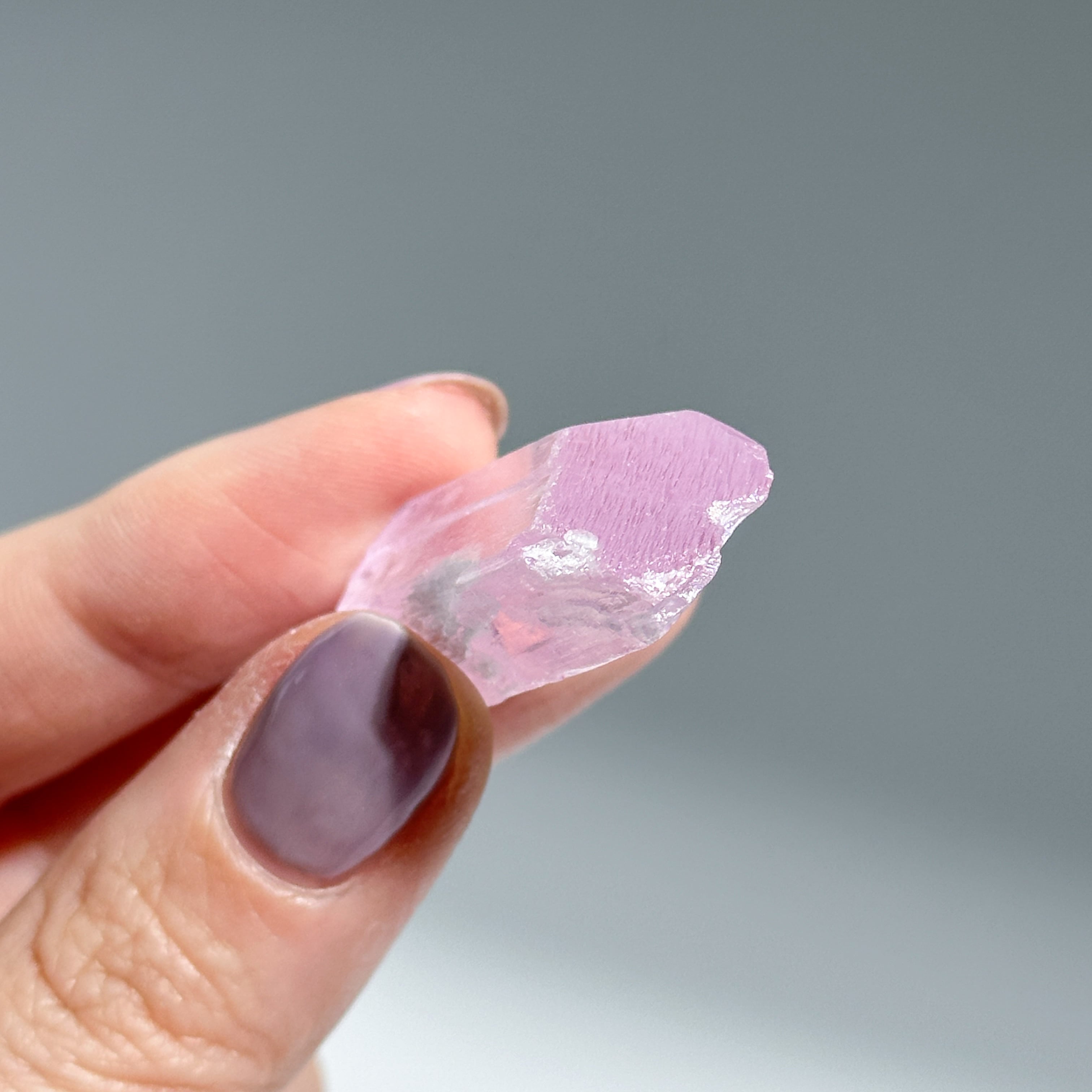 ハイクォリティ】クンツァイト 原石64◇ Kunzite ◇天然石・鉱物