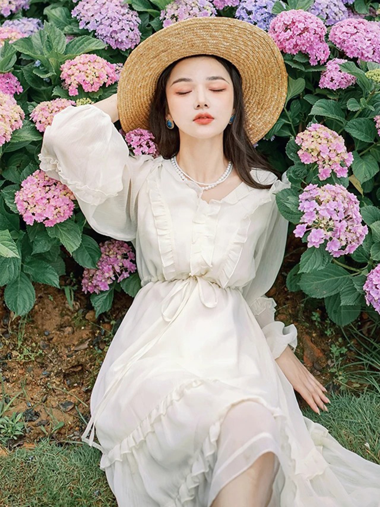 【0255】Frill Tiered Volume Long Sleeve Dress