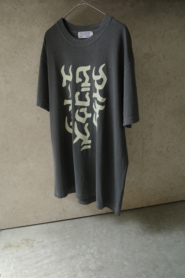 即興15周年記念T-shirt『アイケアビコウズユ〜ドゥ』(単品)