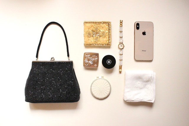 ビーズバッグ　　　　ブラック