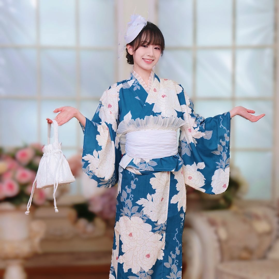 新品未使用 高級プレタ浴衣4点セット 白×紺 牡丹柄 帯・帯締め・帯留め付き 即日発送】【再入荷】浴衣【牡丹夢語×白】 セパレート 二部式 浴衣