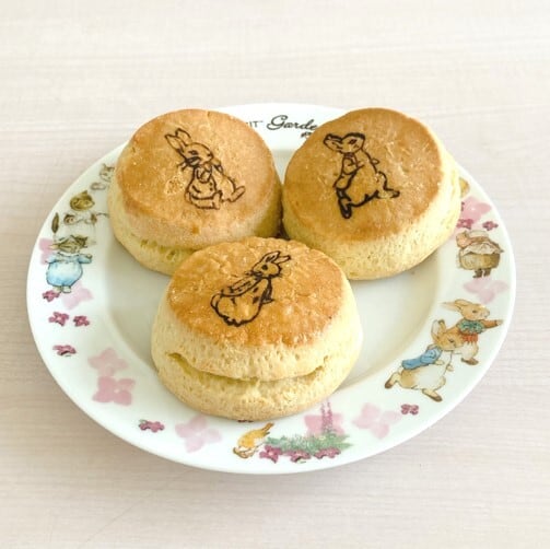 ピーターラビット™ガーデンカフェ特製スコーン | ラケルオンライン