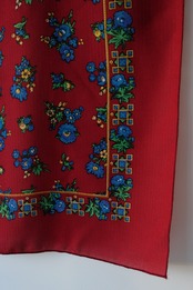 Romanian floral printed scarf