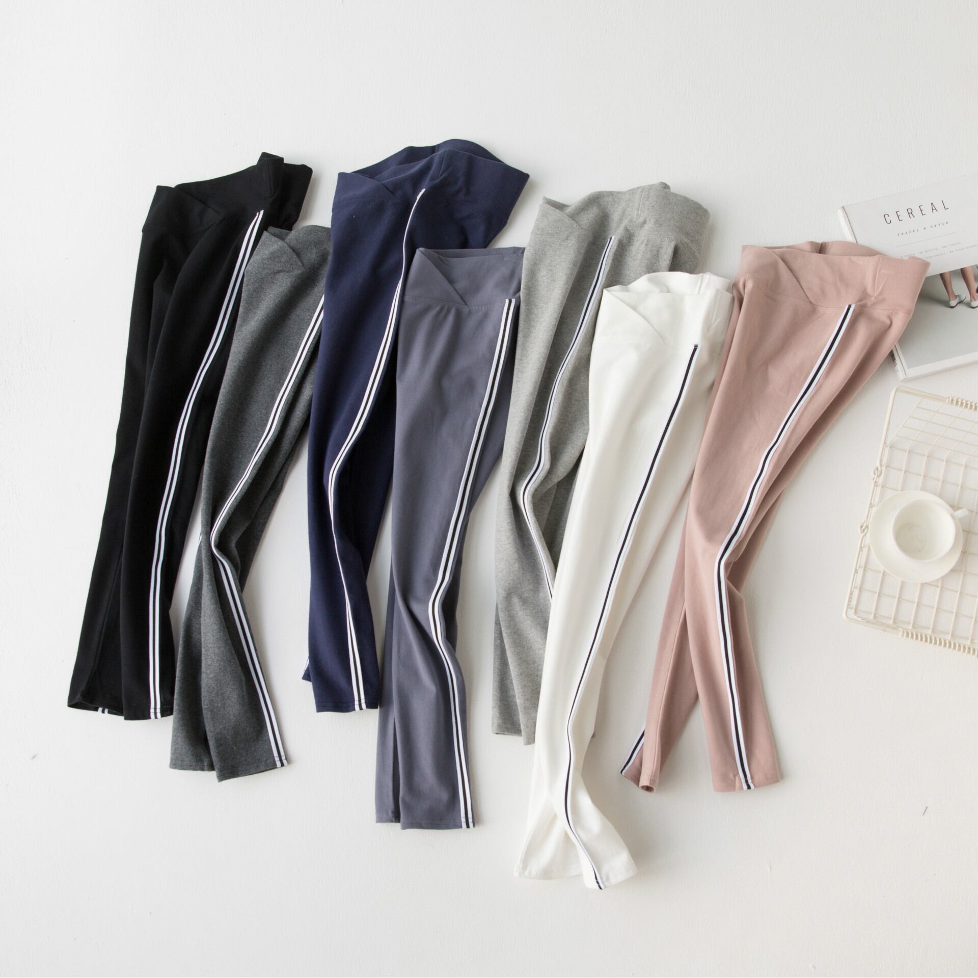 【新作】【送料無料】 ラージサイズの春と秋のコットンクロスローウエストサイドストライプマタニティウェアレギンス足首までの長さの女性用リフティングパンツ 大きめサイズ スプリング 春物 オータム 秋物 expec563478925023