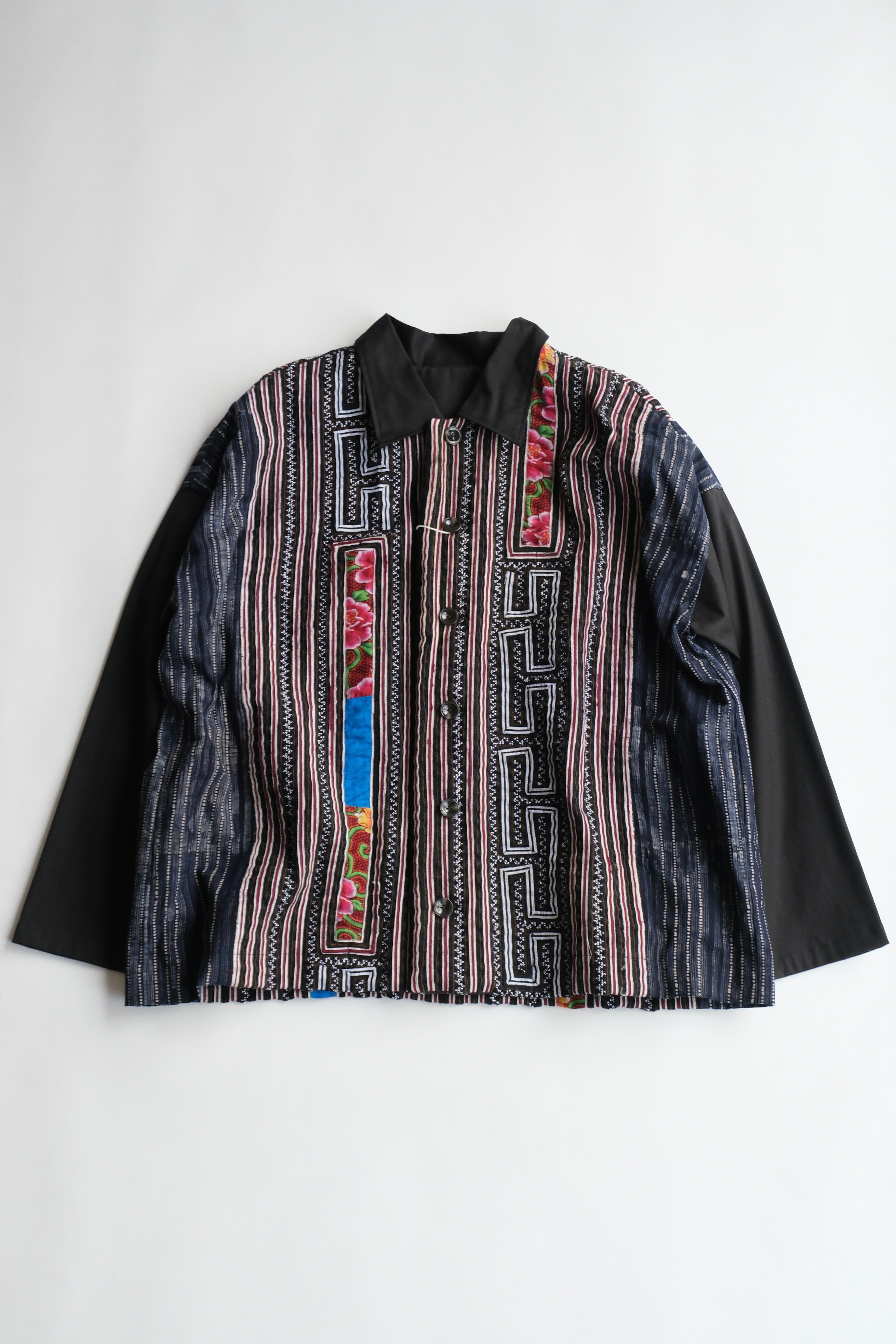 タイ　モン族　コート　アウター　民族衣装 suie】Thai Hmong patchwork jacket／タイ・モン族パッチワーク