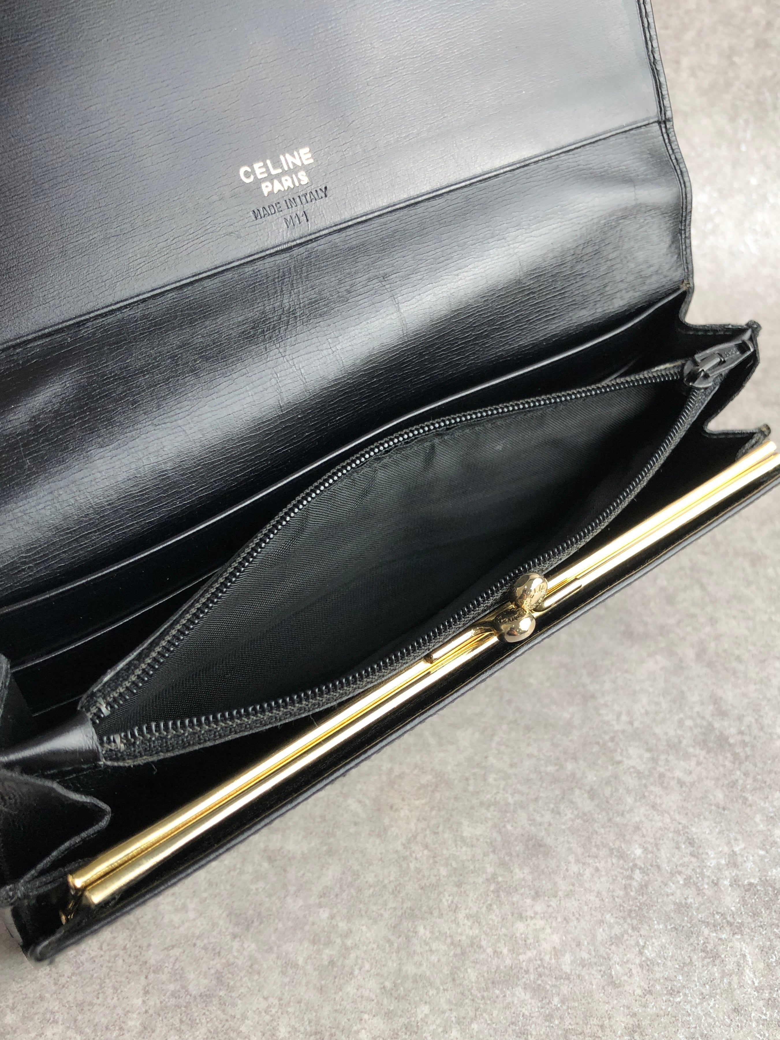 CELINE セリーヌ 財布 ブラック ロゴプレート レザー 長財布 vintage