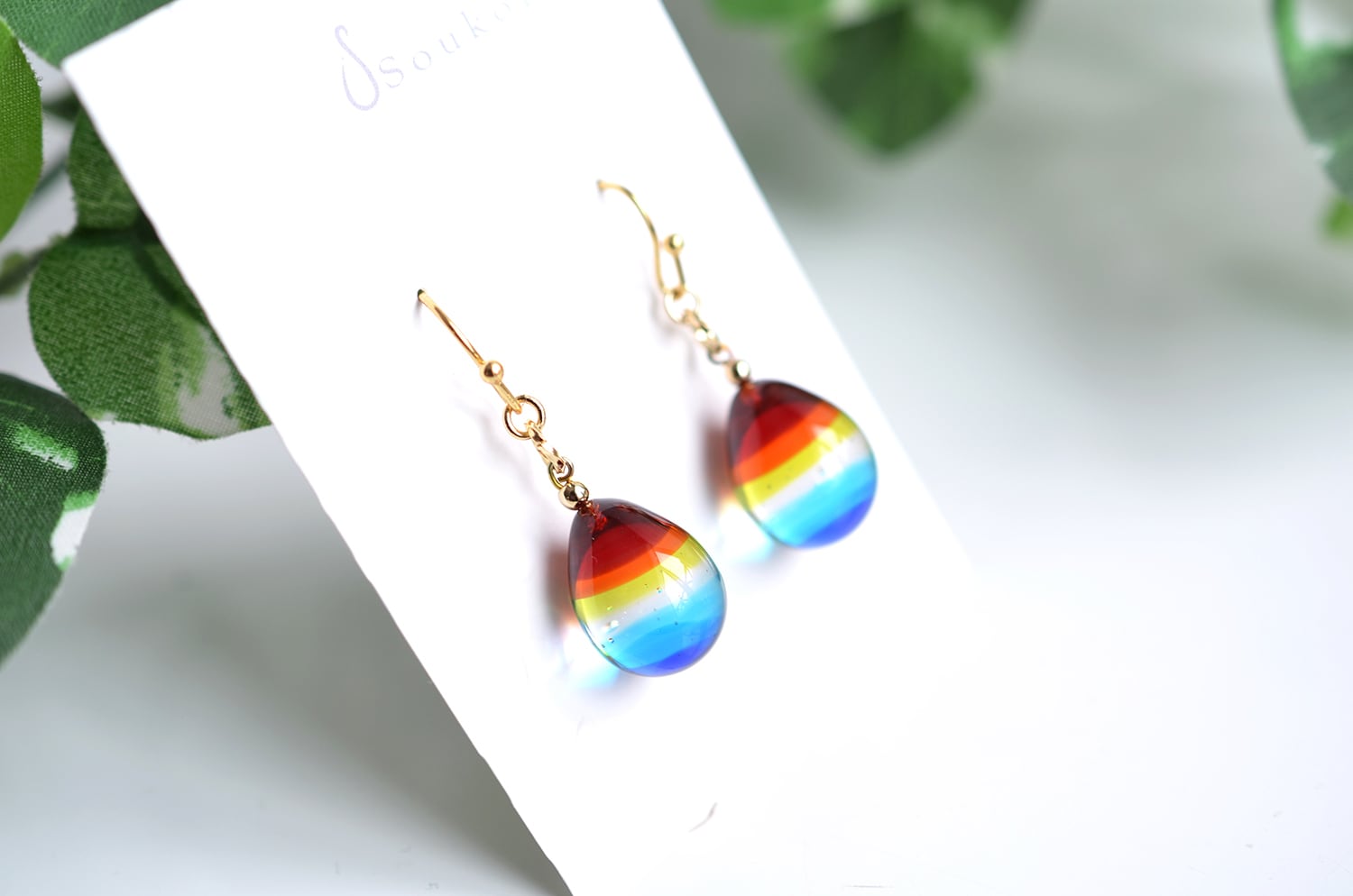 値下げ　エテ　レインボーカラーピアス レインボーピアス＊イヤリング | Pay ID