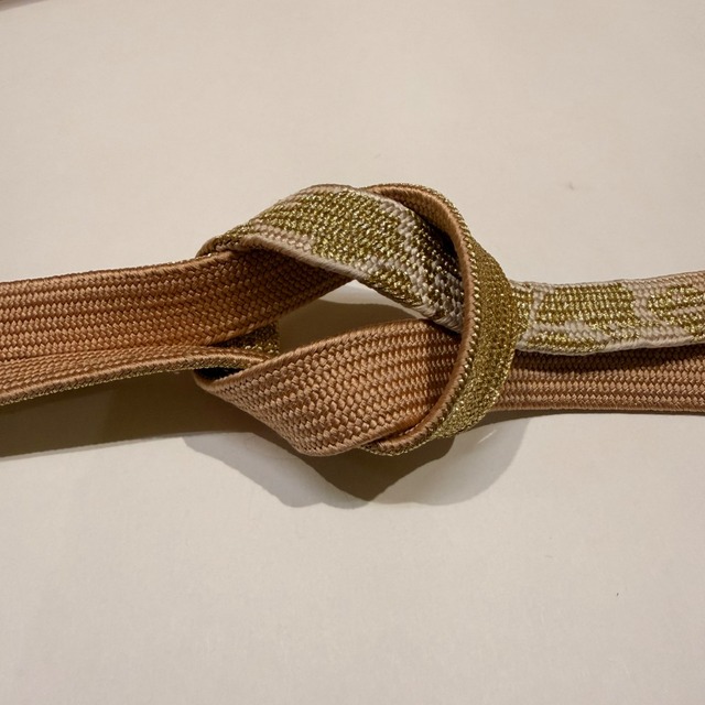 帯締め 新品 帯締め 帯〆 高麗組 手組み帯締め 平組 ベージュ 礼装用 訪問着 色無地 正絹 絹100％ 和装小物 6502