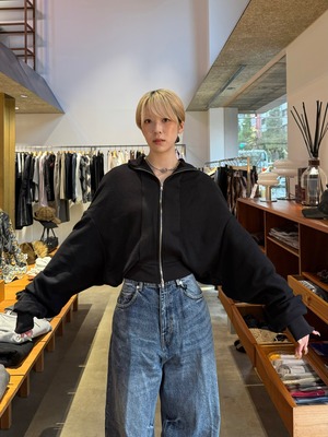 【26AW | WOMEN】Karlaidlaw  カーライドロー / スウェット / Upside Down Jumper. KLAW25-J08