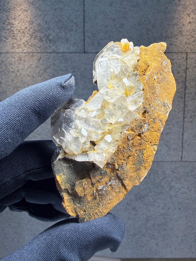 クォーツクラスター【ML-0097】インド Udasu valley