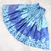 フラダンス 衣装 パウスカート ブルー系 エムエムジェイ 日本製 ハワイアンプリント アロハ プルメリア柄 MMJ レッスン 練習 フラ ダンス シングル スカート ハワイアン さわやか 鮮やか 華やか かわいい おしゃれ 上品 大人っぽい フラダンス衣装 メイド イン ジャパン プリントスカート アロハシャツ ダンスレッスン ハワイ感 スポーツ衣装 かわいいデザイン プリーツ カジュアルエレガント スカートスタイル シンプル おしゃれなデザイン