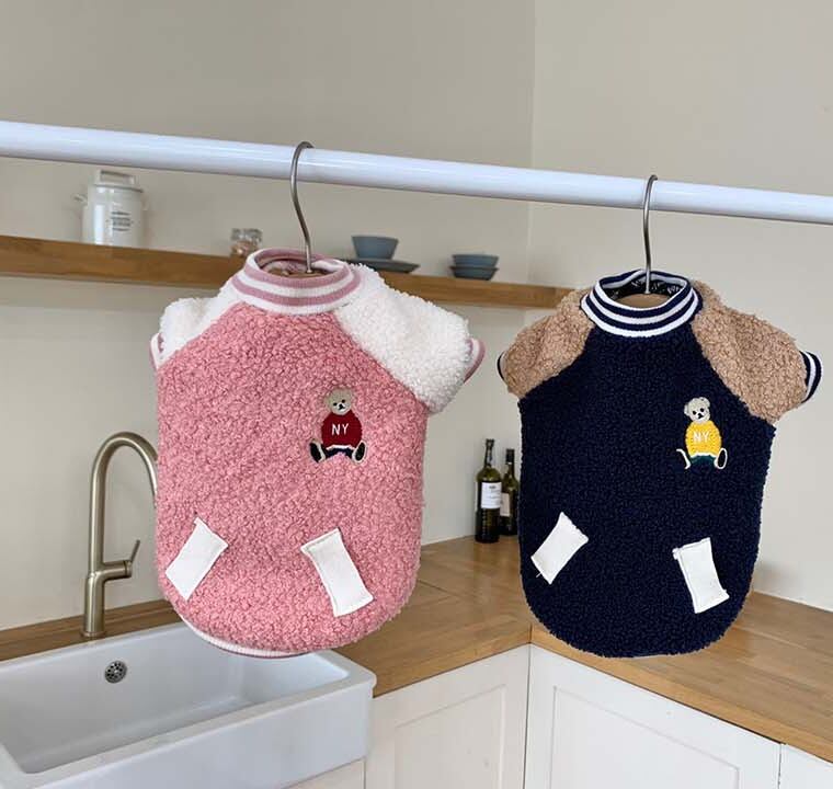 【SALE】 baseball top XS ~ 2XL 2color  /  犬服 秋冬 新作 長袖 シンプル ドッグウェア トップス トレーナー Tシャツ ワンコ服 もこもこ お揃い 可愛い 犬の服　b11