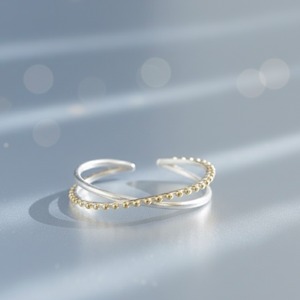 【リング＆イヤーカフにも 】2way華奢クロスバイカラーオープンリング シルバー925 フリーサイズ　金属アレ対応