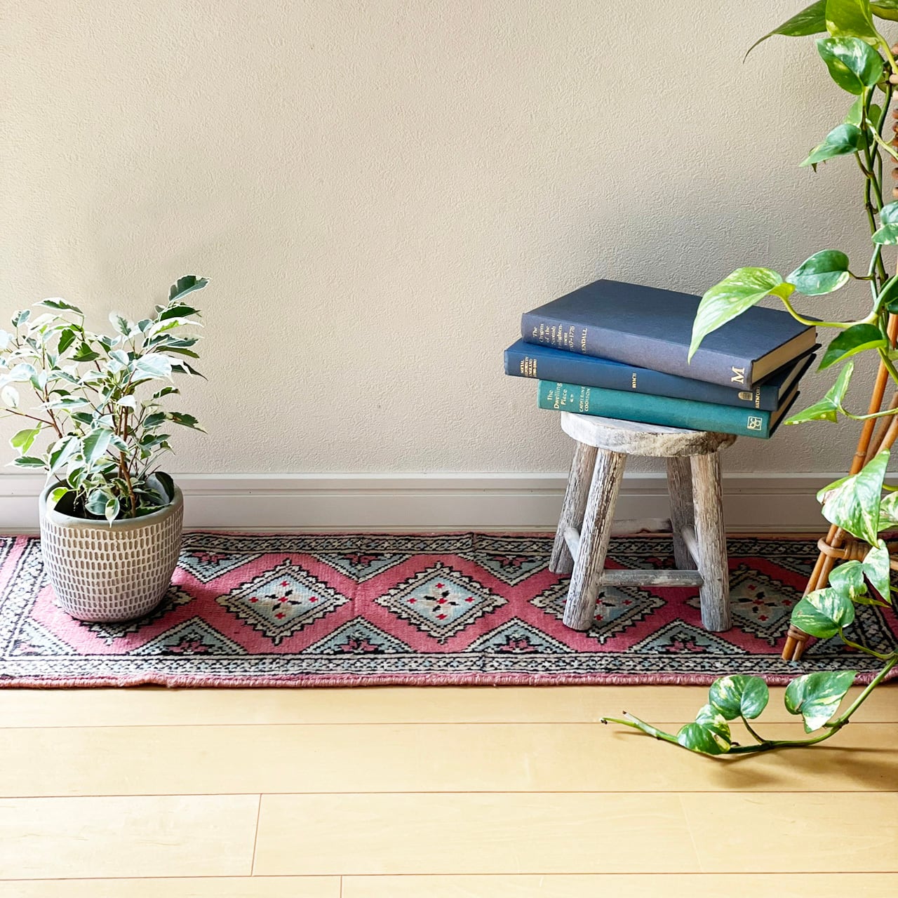 ヴィンテージラグ｜ランナー vintage rug runner * レトロピンク retro pink [rra002] ラグの間 ｜ ヴィンテージラグ・ヴィンテージミニラグ専門店