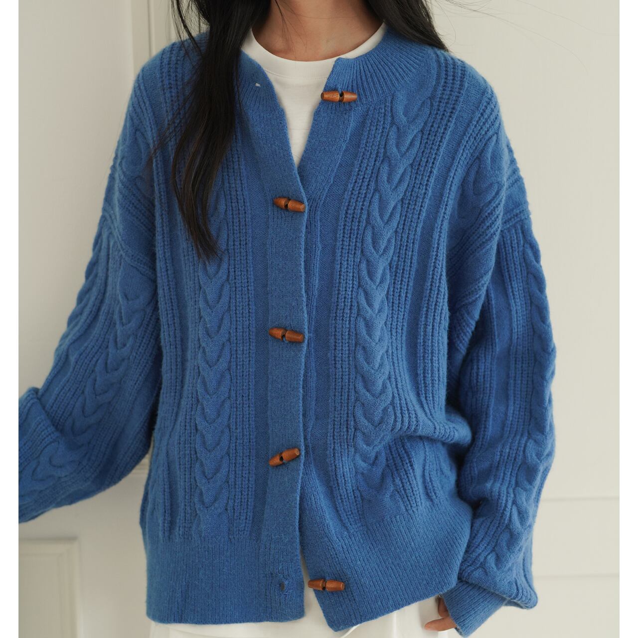 ウッドボタンカーディガン a0354