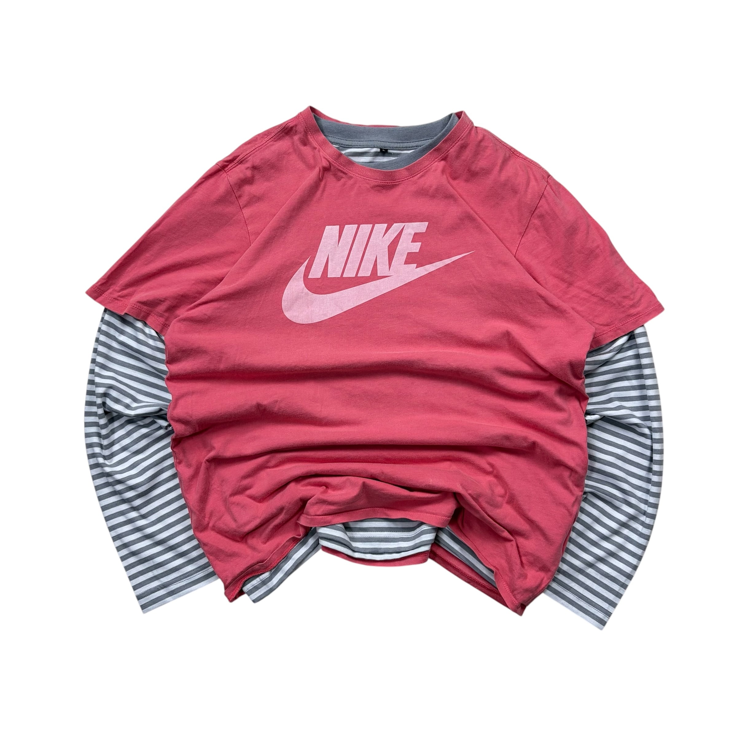 【着画あり】NIKE Tシャツ ボーダー ロンT archive y2k 着画あり】NIKE 半袖Tシャツ ボーダーロンT archive y2k | 陰キャの古着