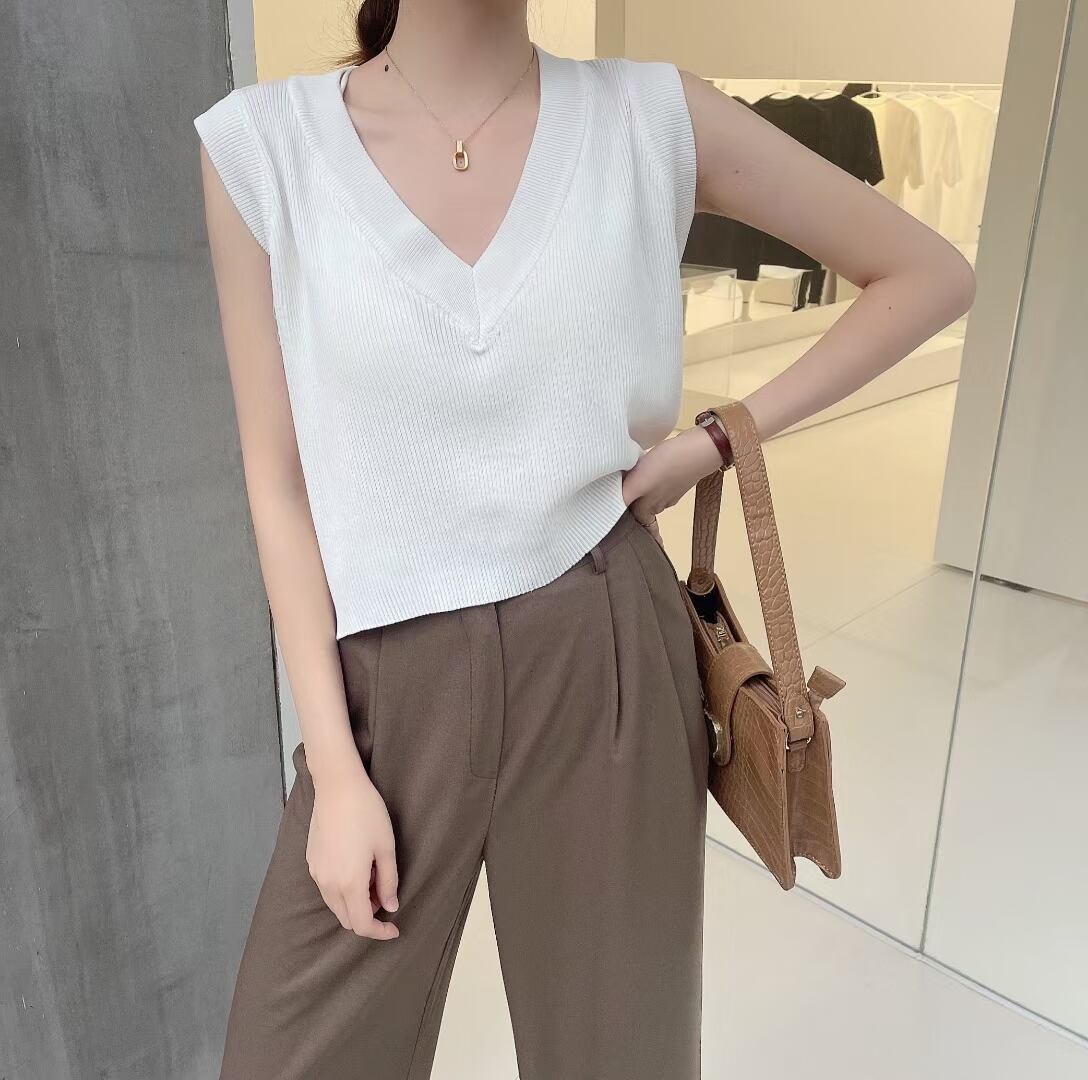 Vネックノースリーブニット　AJ1050-3026