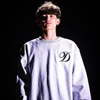 D EMBLEM HEAVYWEIGHT SWEATSHIRT