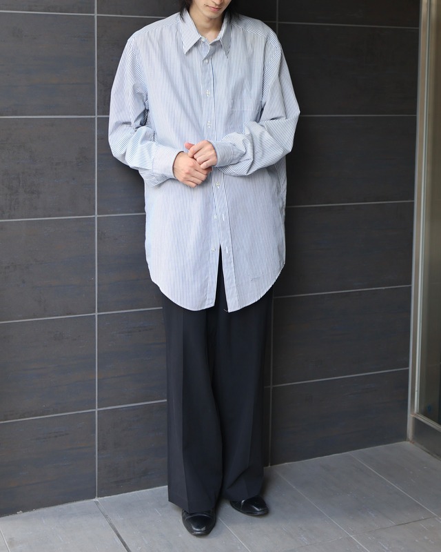 over size stripe shirt